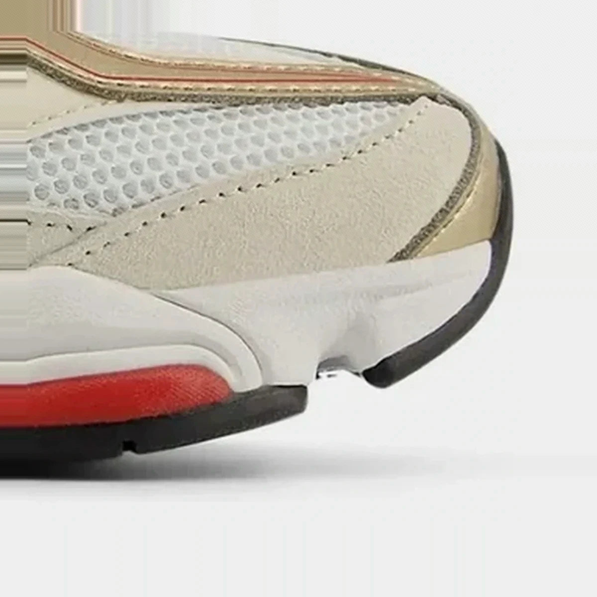 Beige / Red Sneakers