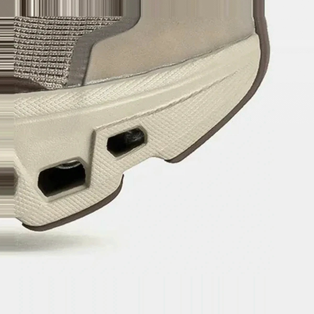 Fog / Pearl Sneakers