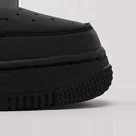 Black Low-top Women's Sneakers