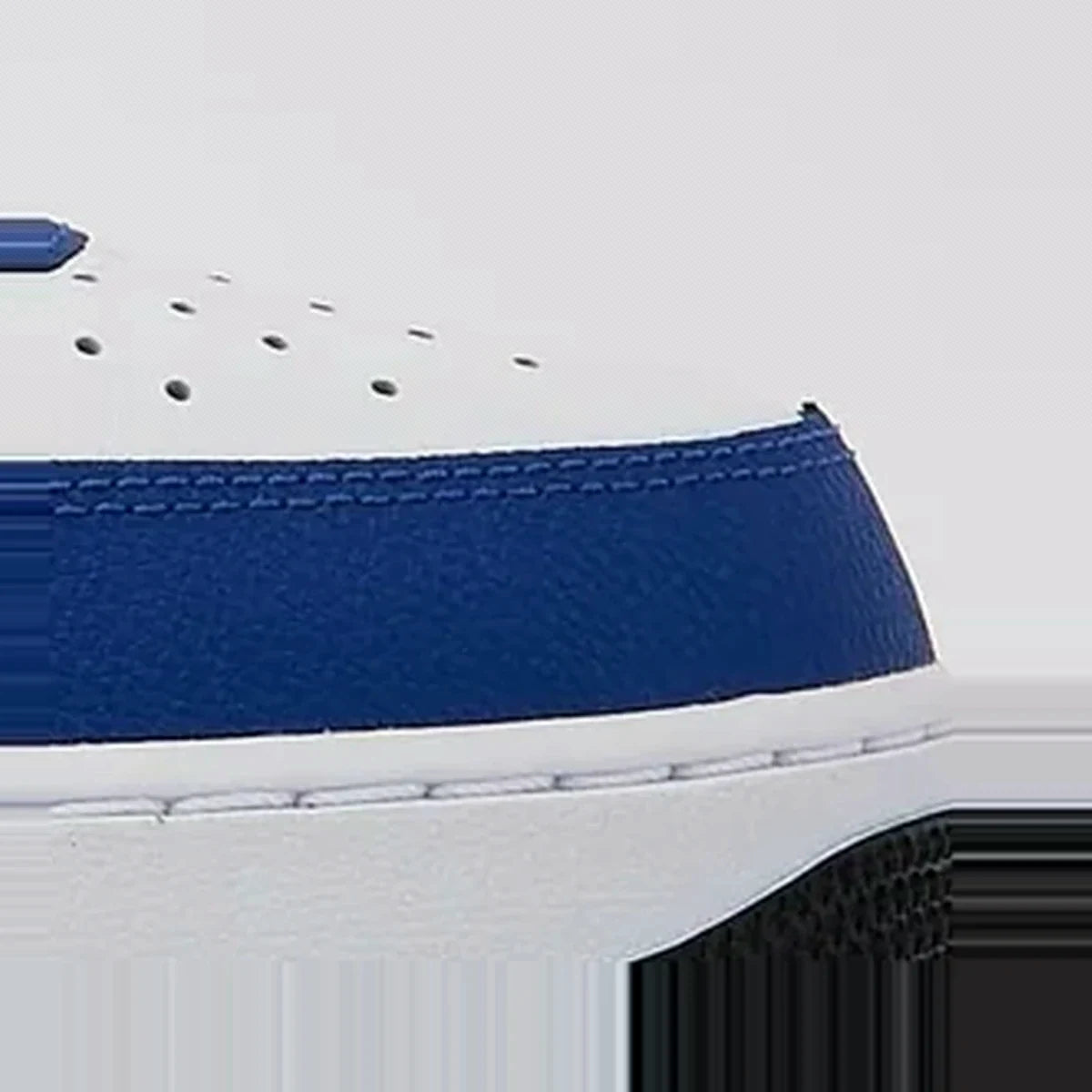 Navy / Black Sneakers