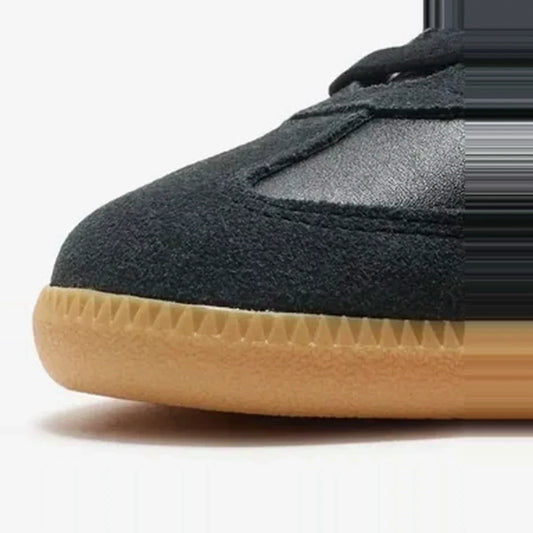 Cblack / Gum10 Sneakers