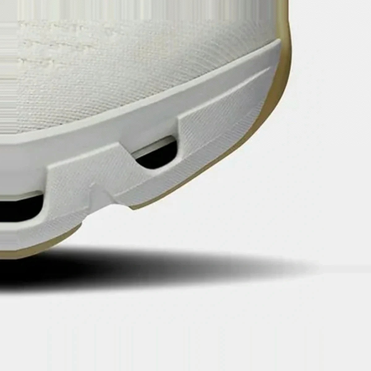 White / Cream Sneakers